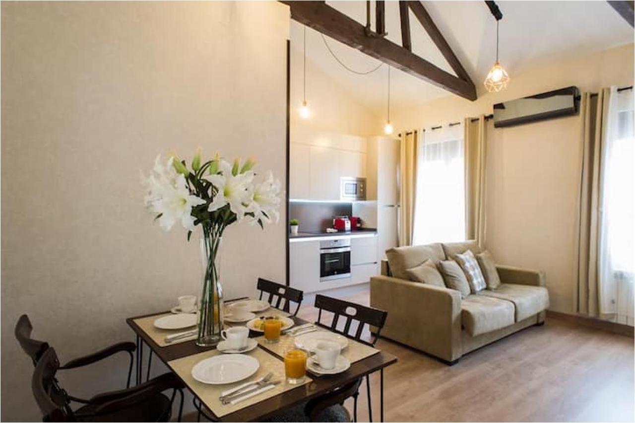 Premium Apartment La Latina 1. Salamanca Exterior photo